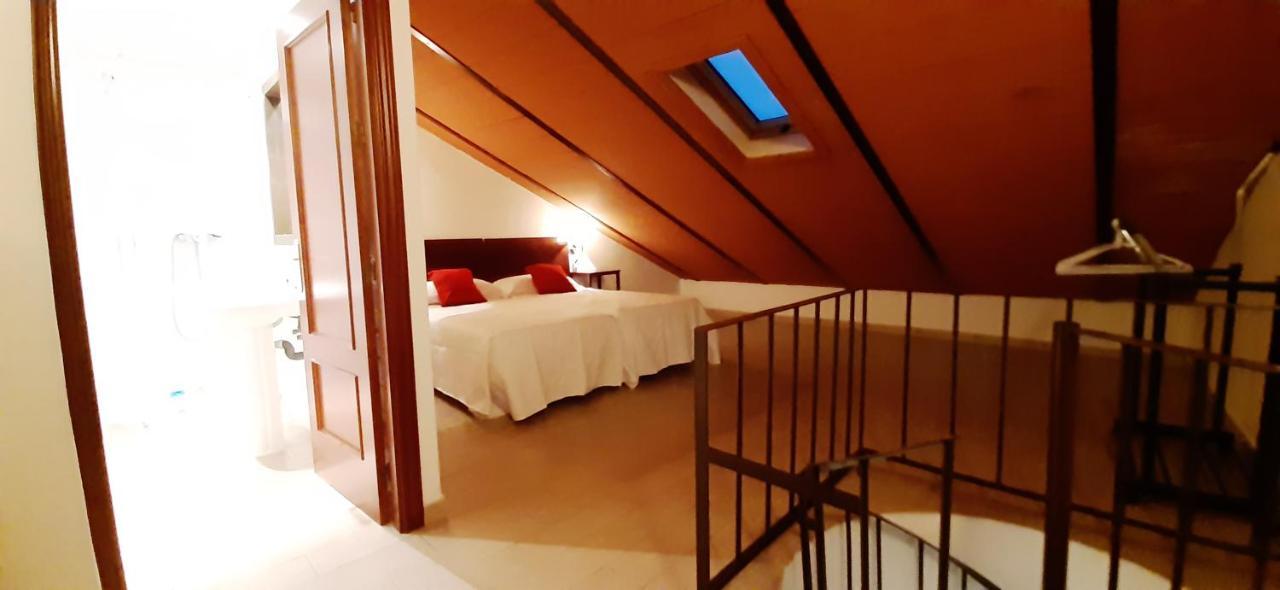 Apartamento Con Buhardilla Casco Historico Apartment Кордоба Екстериор снимка